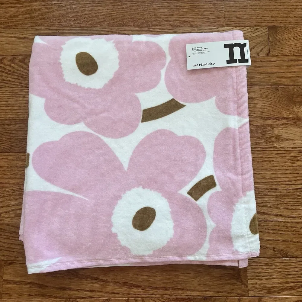 Marimekko Unikko 4 piece Towel Set Pink White Poppy Floral Bath Hand Fingertip